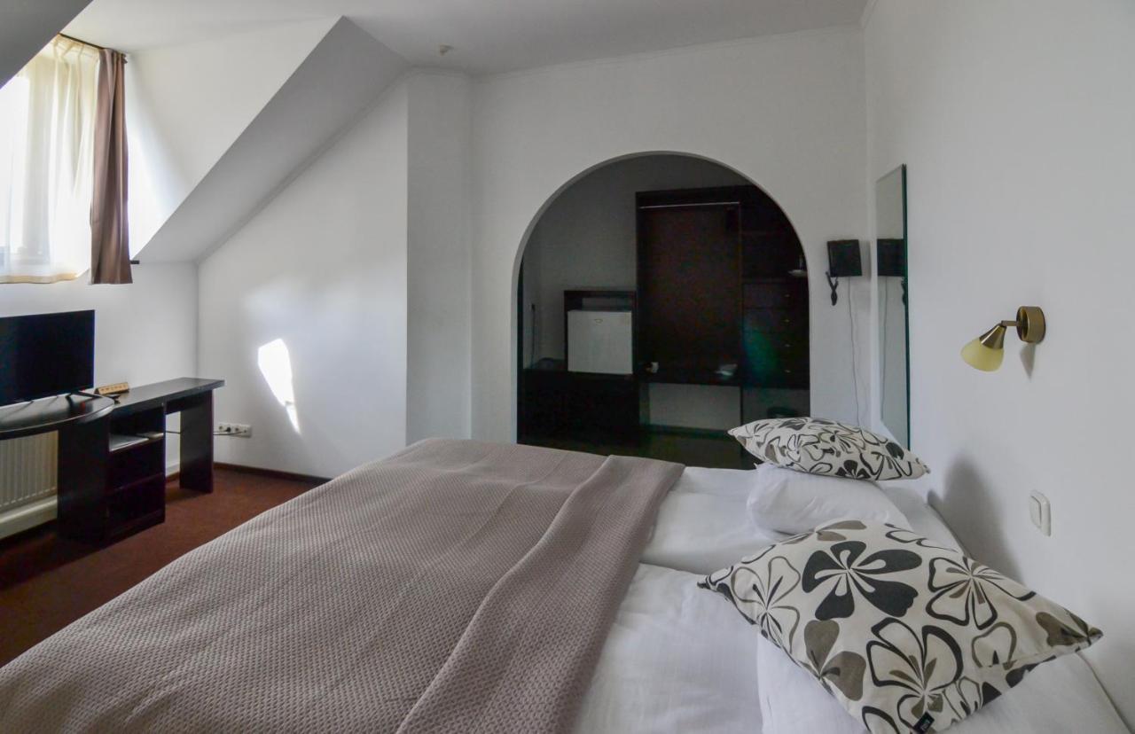 Knyazha Hora Hotel 카니브 외부 사진
